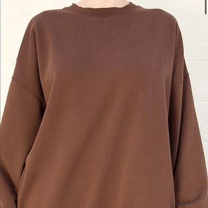 Brandy Melville Oversized Erica Sweatshirt in Brown🤍